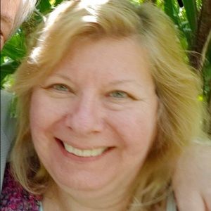 Meet your Posher, Debra